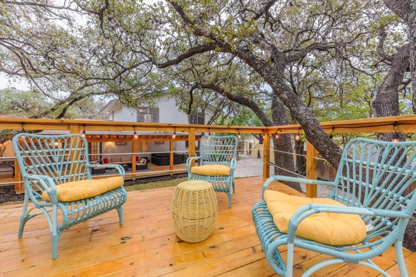 Luxurious Home With Hot Tub & Tree Deck By 6Flags San Antonio Buitenkant foto